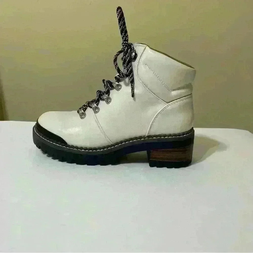 Universal Thread Womens Hiking Boots White Ankle Lace Up Size 6 outdoor travel - Picture 11 of 14